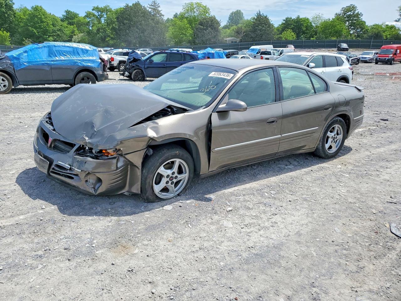2000 Pontiac Bonneville SE, VIN 1G2HX54K7Y4232367 — Front end