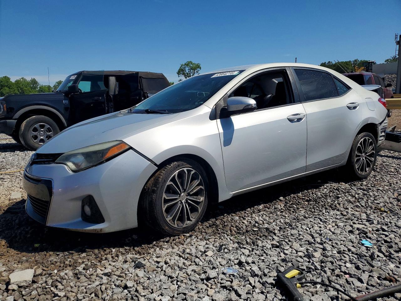 2014 Toyota Corolla LE, VIN 2T1BURHE8EC167950 — Rear end