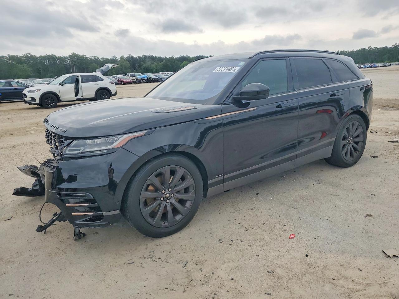 2019 Land Rover Range Rover Velar R-Dynamic SE, VIN SALYL2FV8KA232120 — Front end