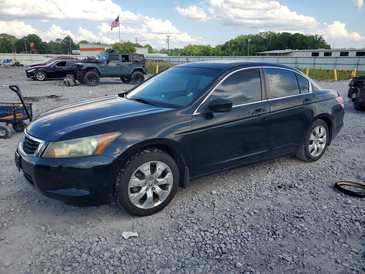 2009 Honda Accord EX, VIN 1HGCP26799A193072 — Бок