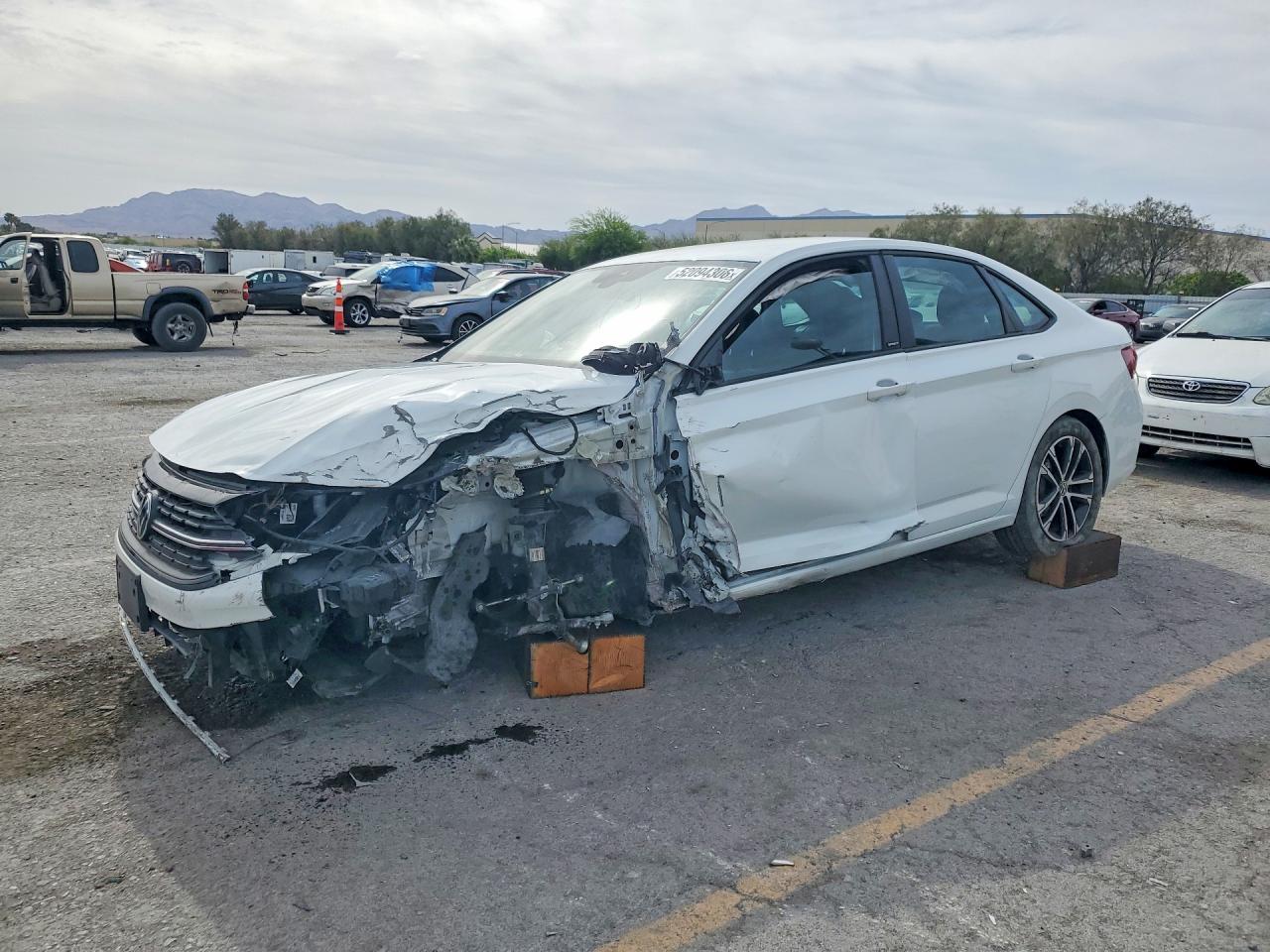 2024 Volkswagen Jetta Sport, VIN 3VWBM7BU6RM084628 — Front end