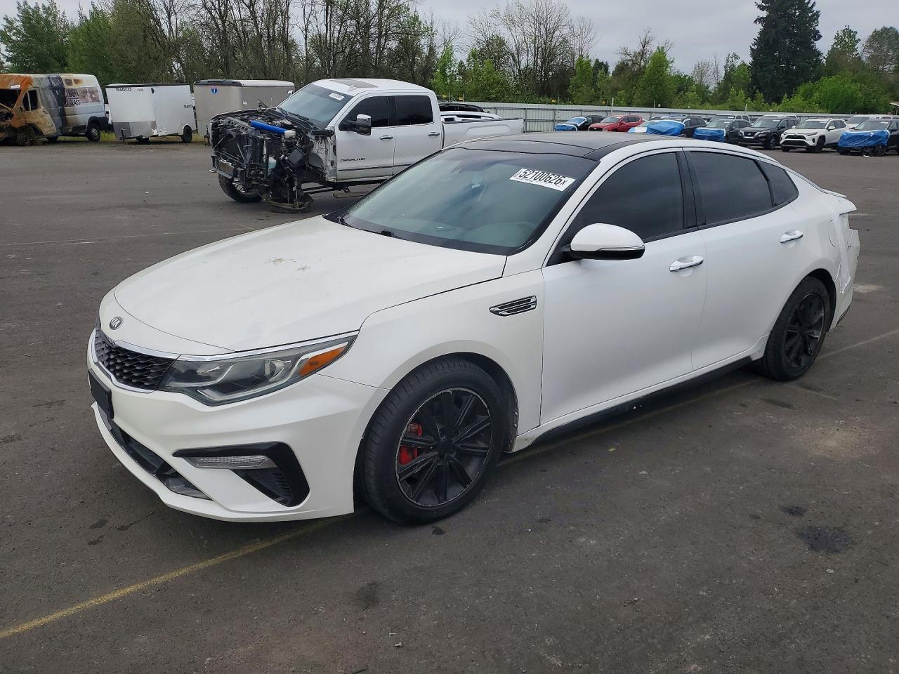 2019 Kia Optima EX, VIN 5XXGU4L14KG356211 — Rear end