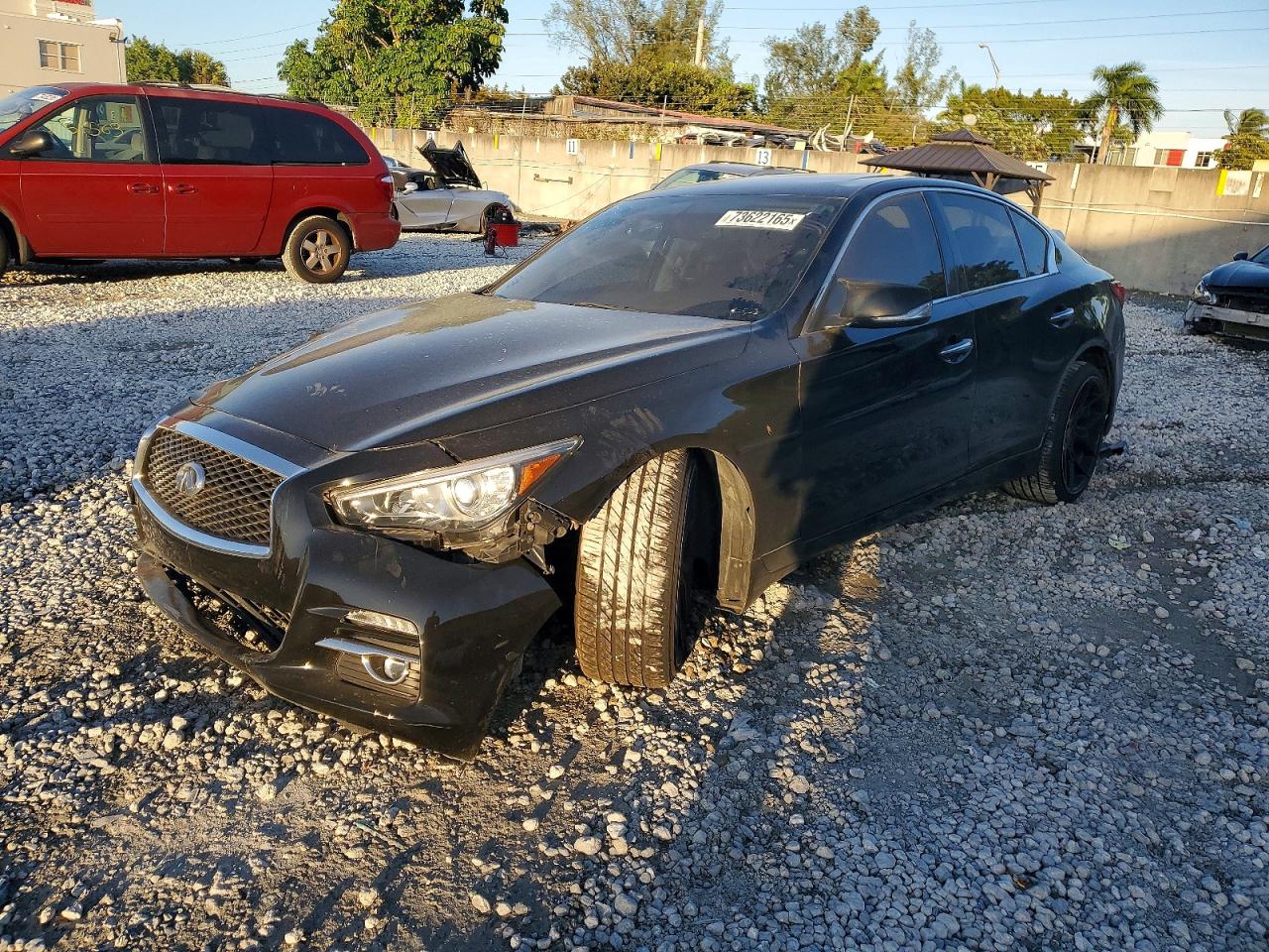 2014 Infiniti Q50 Sport, VIN JN1BV7AP8EM675130 — Undercarriage