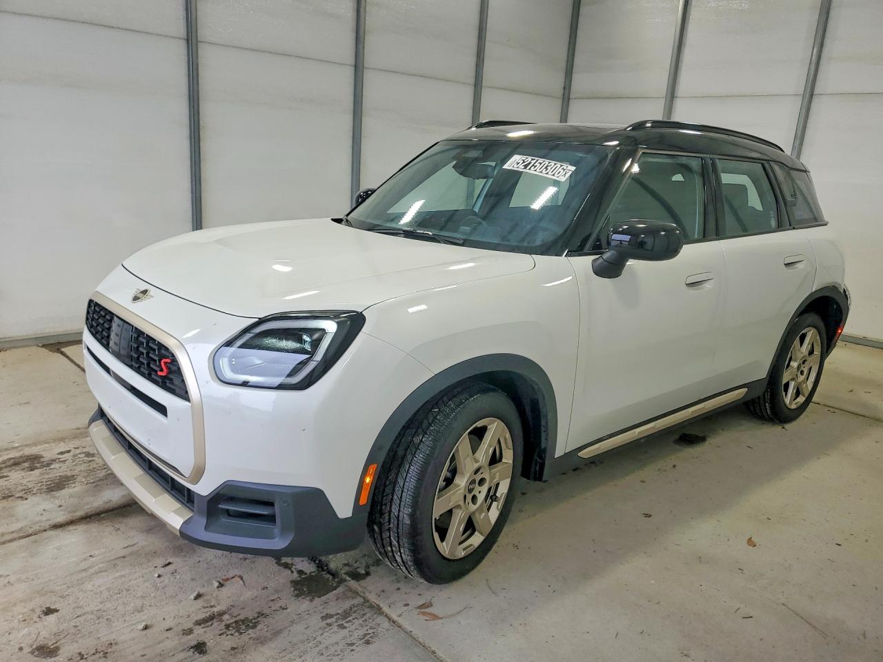 2026 MINI Countryman S, VIN WMZ23GA09T7U75536 — Зад