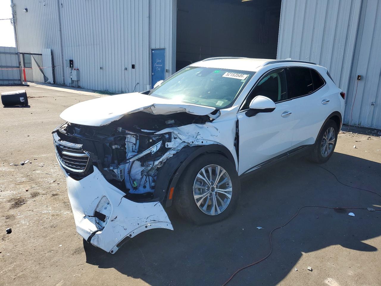 2022 Buick Envision Preferred, VIN LRBAZLR42ND136808 — Auction photo