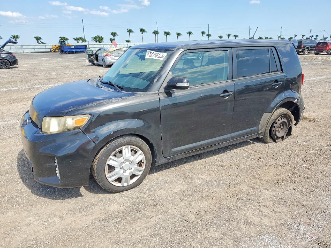 2014 Scion xB, VIN JTLZE4FEXEJ063762 — Rear end