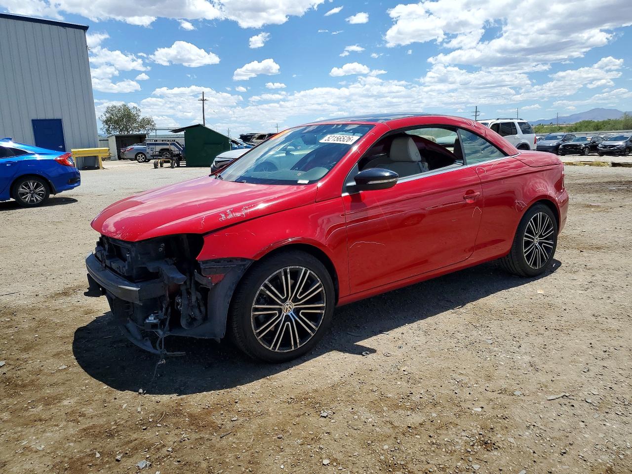 2014 Volkswagen Eos Komfort, VIN WVWBW8AH0EV001119 — Front end