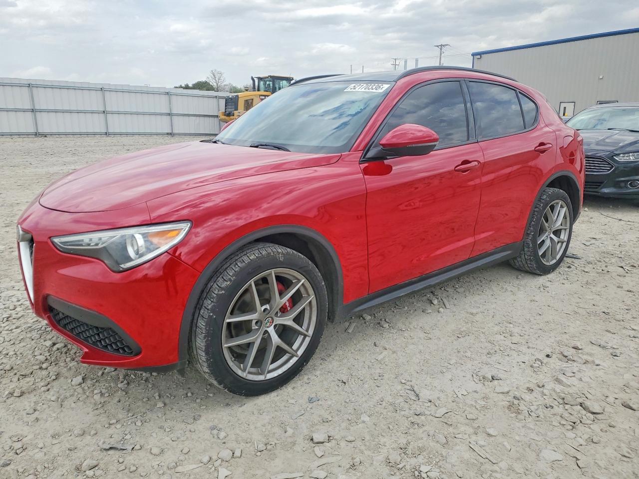 2018 Alfa Romeo Stelvio Sport, VIN ZASFAKPN4J7B95511 — Normal wear