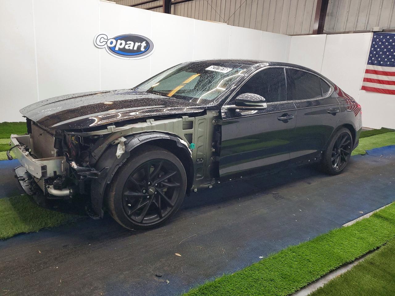 2022 Genesis G70 2.0T, VIN KMTG34TA6NU092525 — Front end