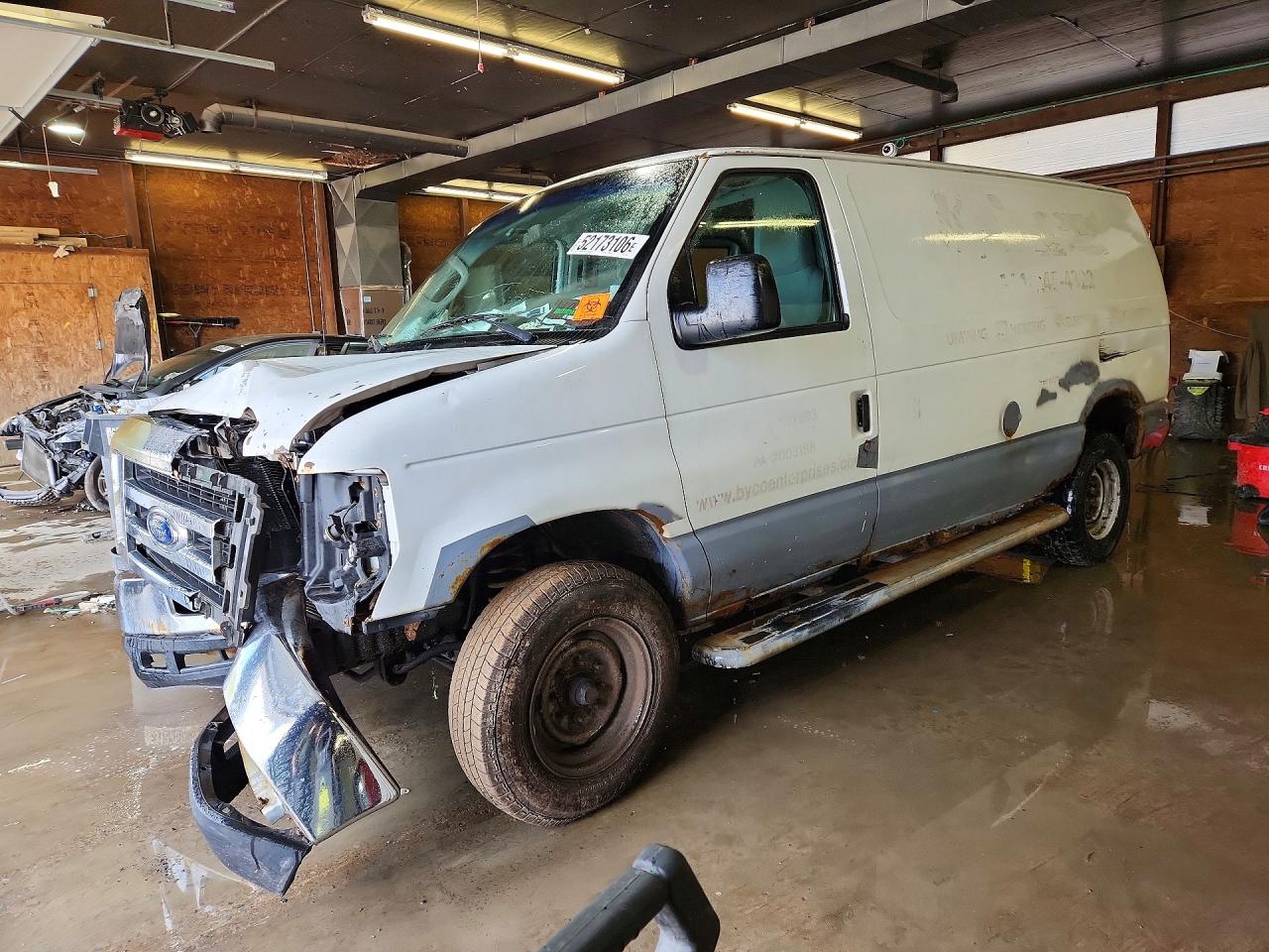 2011 Ford Econoline Cargo Commercial, VIN 1FTNE2EW6BDA56696 — Front end