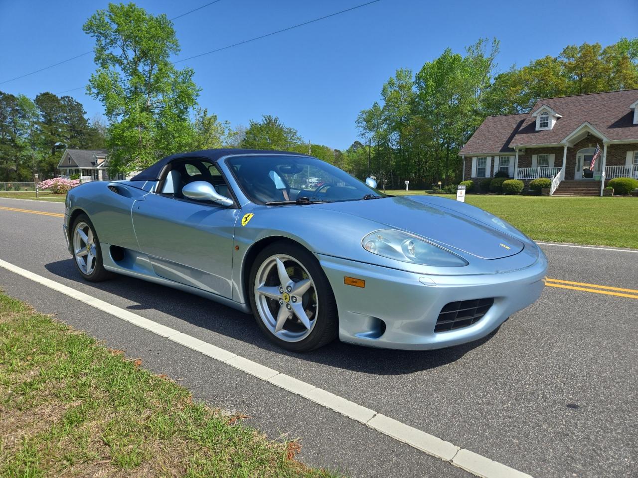 2001 Ferrari 360, VIN ZFFYT53B000125296 — Normal wear