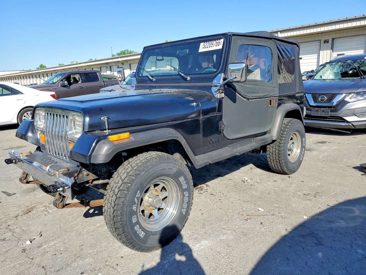 1989 Jeep Wrangler, VIN 2J4FY59M0KJ104530 — Rear end