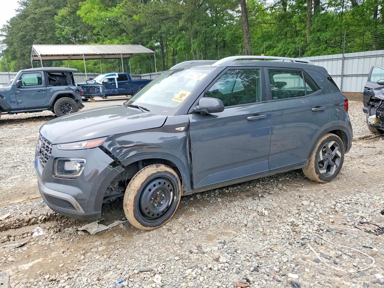 2023 Hyundai Venue SEL, VIN KMHRC8A32PU272814 — Front end