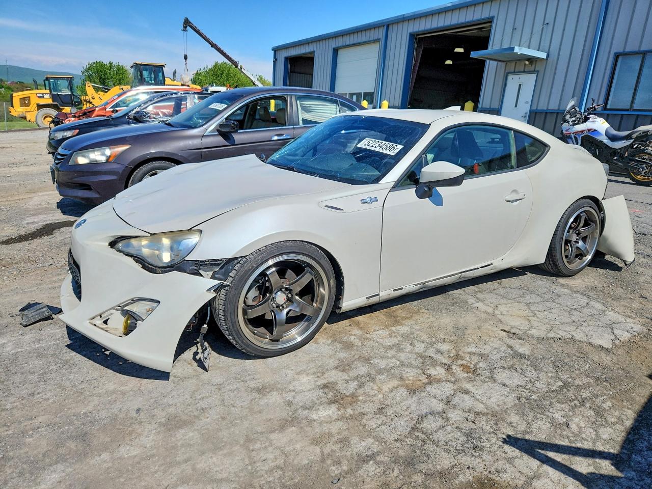 2013 Scion FR-S, VIN JF1ZNAA10D1713590 — Side