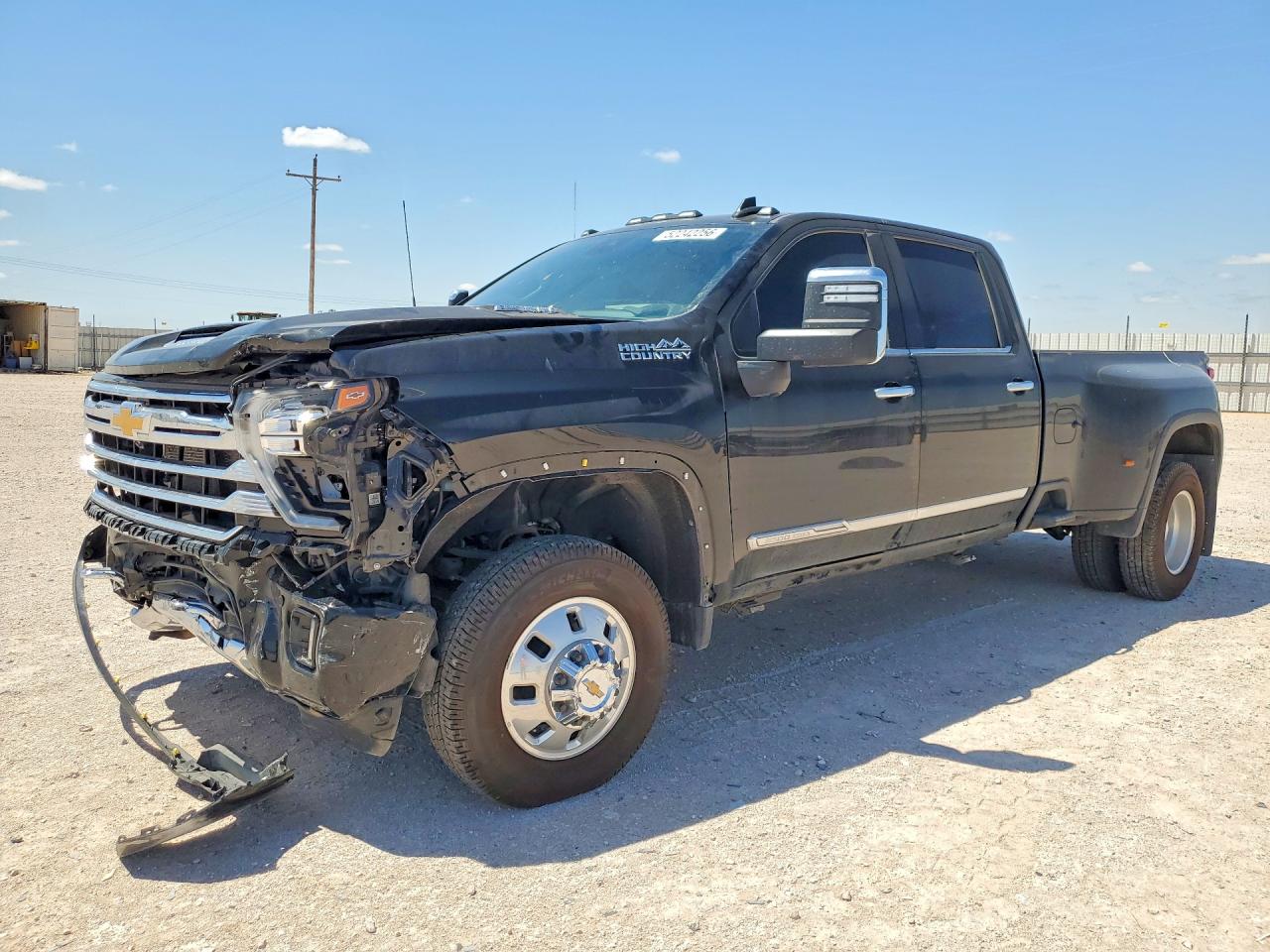 2025 Chevrolet Silverado 3500HD High Country, VIN 1GC4KVEY4SF226260 — Front end