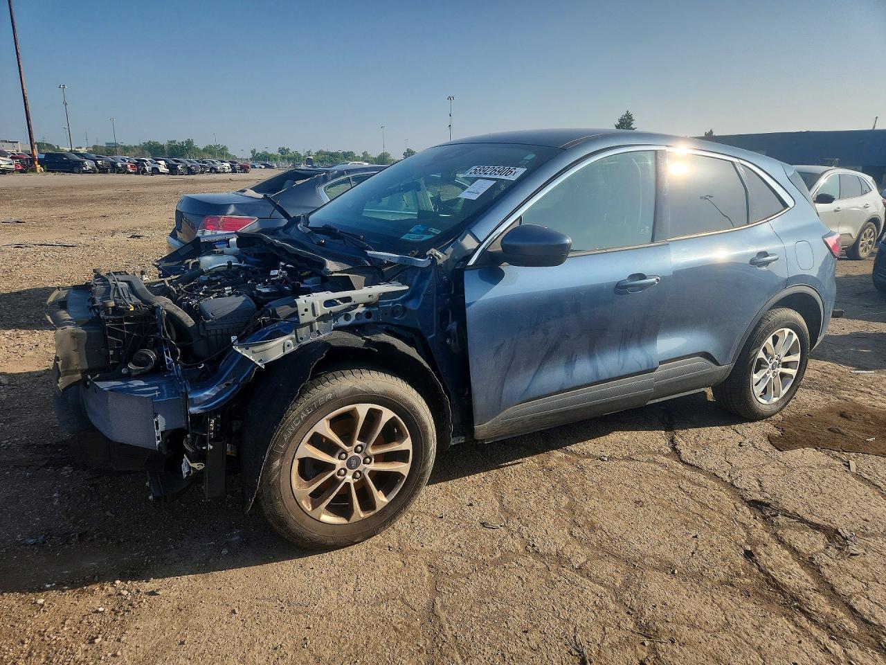 2020 Ford Escape SE, VIN 1FMCU9G69LUC78260 — Stripped