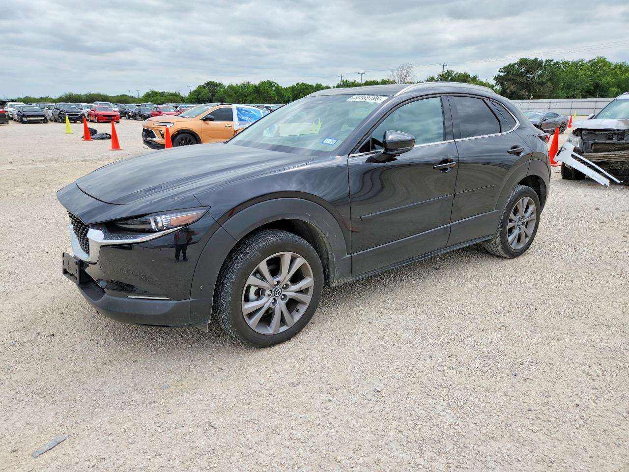 2024 Mazda CX-30 S Premium, VIN 3MVDMBDM2RM669488 — Front end