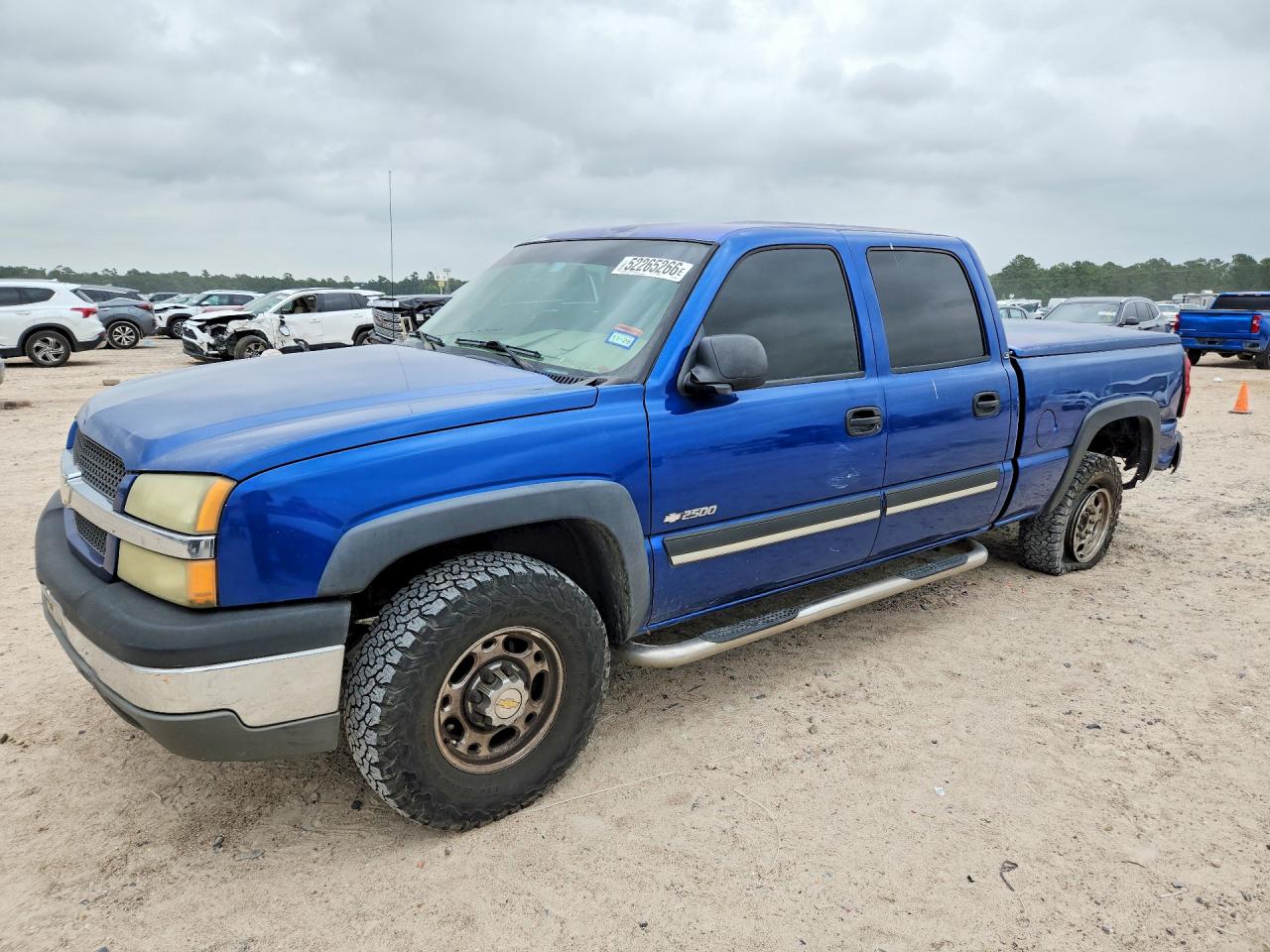 2004 Chevrolet Silverado 2500 LS, VIN 1GCGC23U84F143085 — Rear end