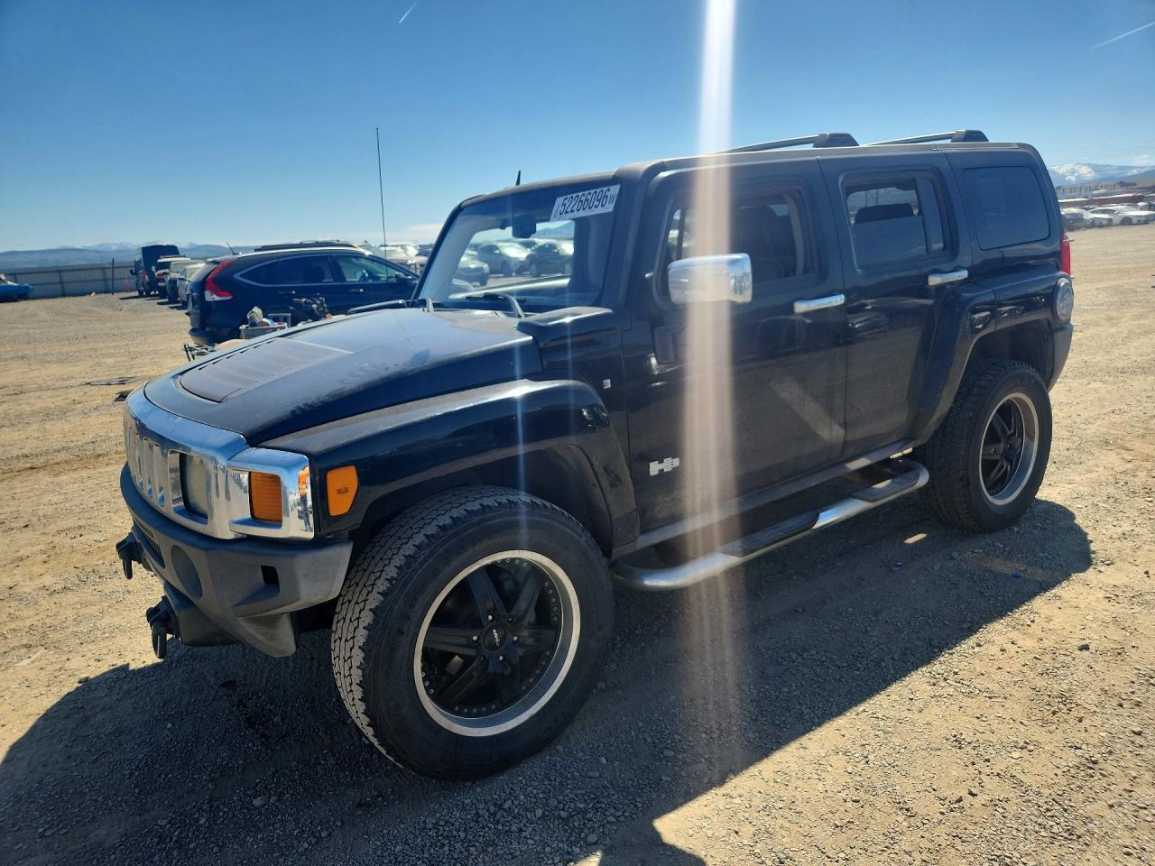 2007 Hummer H3 SUV, VIN 5GTDN13E578191094 — Undercarriage