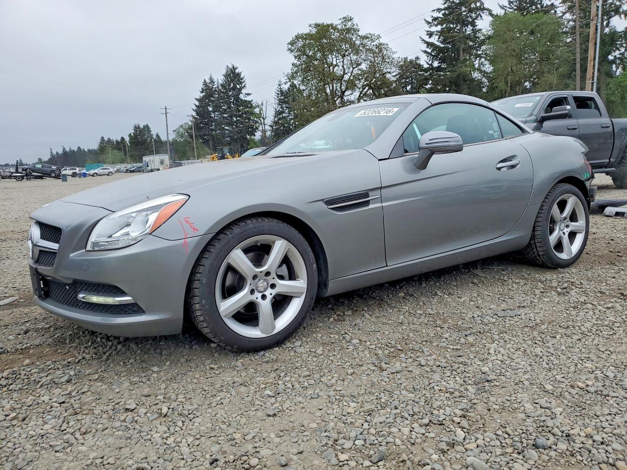 2012 Mercedes-Benz SLK 250, VIN WDDPK4HAXCF036248 — Rear end