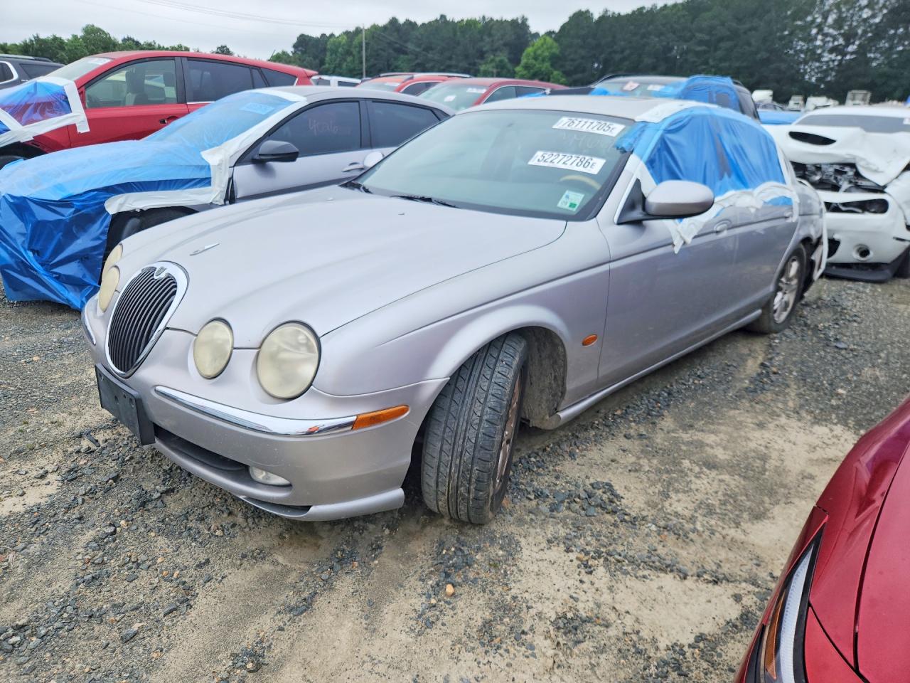 2003 Jaguar S-Type, VIN SAJEA01T03FM46695 — Rear end