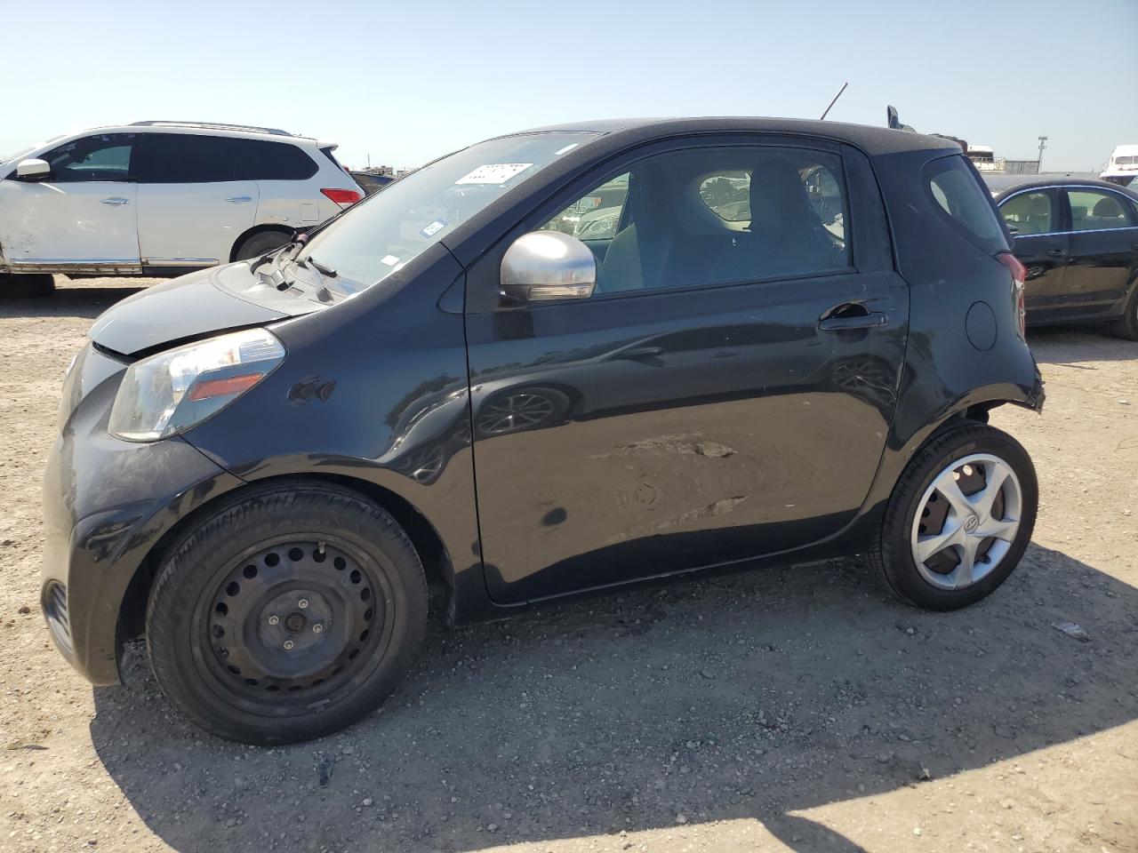 2014 Scion iQ, VIN JTNJJXB00EJ030152 — Rear end