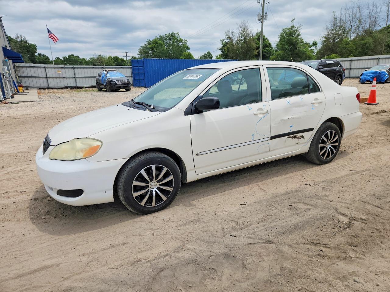 2007 Toyota Corolla LE, VIN 1NXBR32E37Z791924 — Side