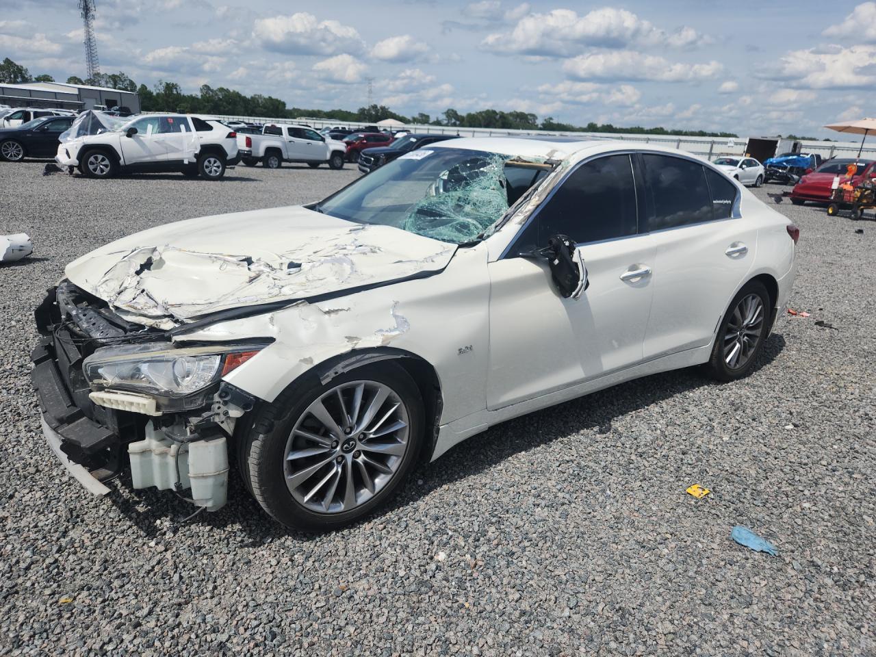 2018 Infiniti Q50 Luxe, VIN JN1EV7AR1JM443770 — Front end