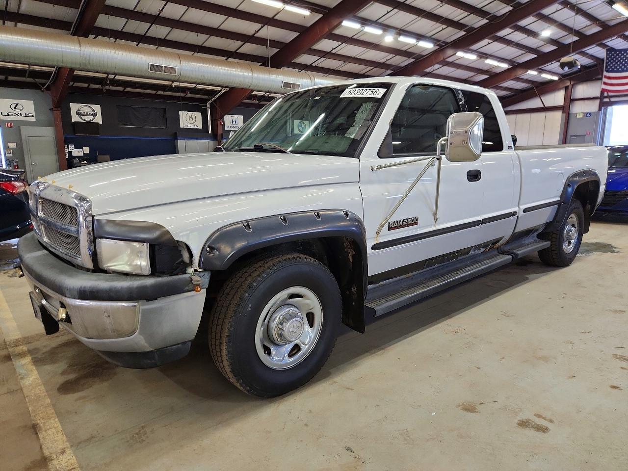 1999 Dodge 2500, VIN 1B7KC2360XJ604356 — Minor dents and scratches