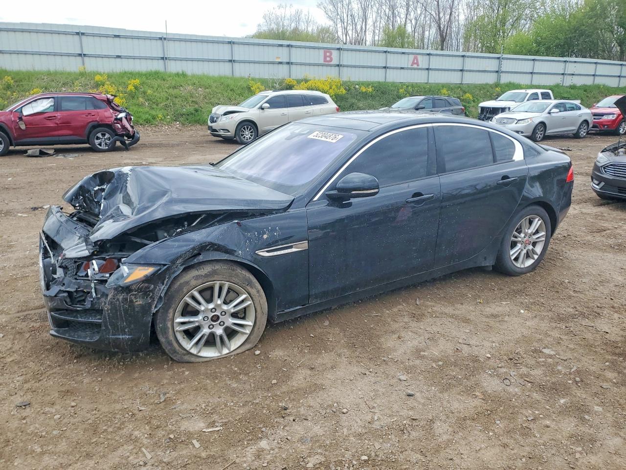 2018 Jaguar XE 20d Premium, VIN SAJAJ4FN1JCP28228 — Front end