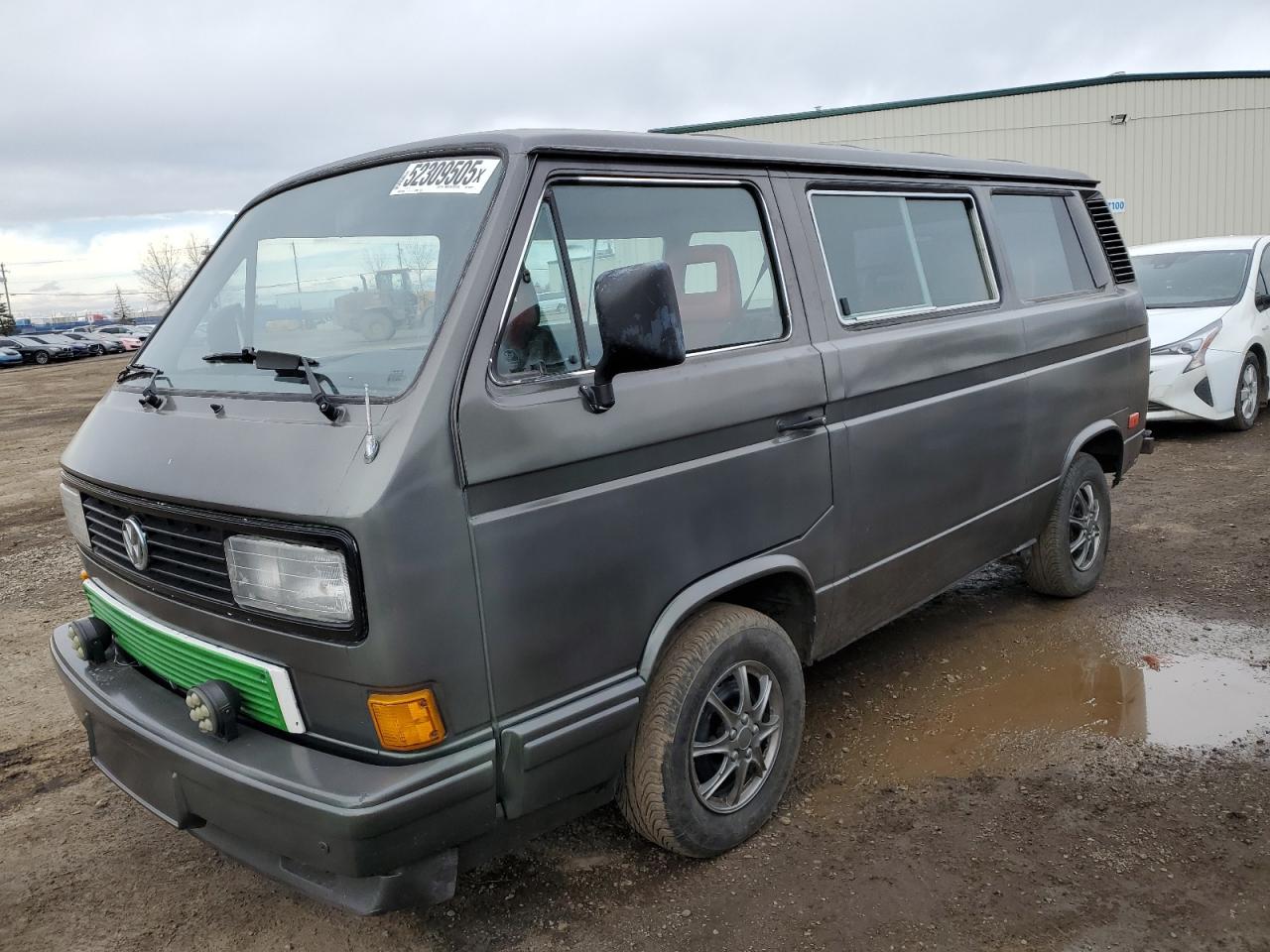 1988 Volkswagen Vanagon, VIN WV2YB0252JH083277 — Normal wear