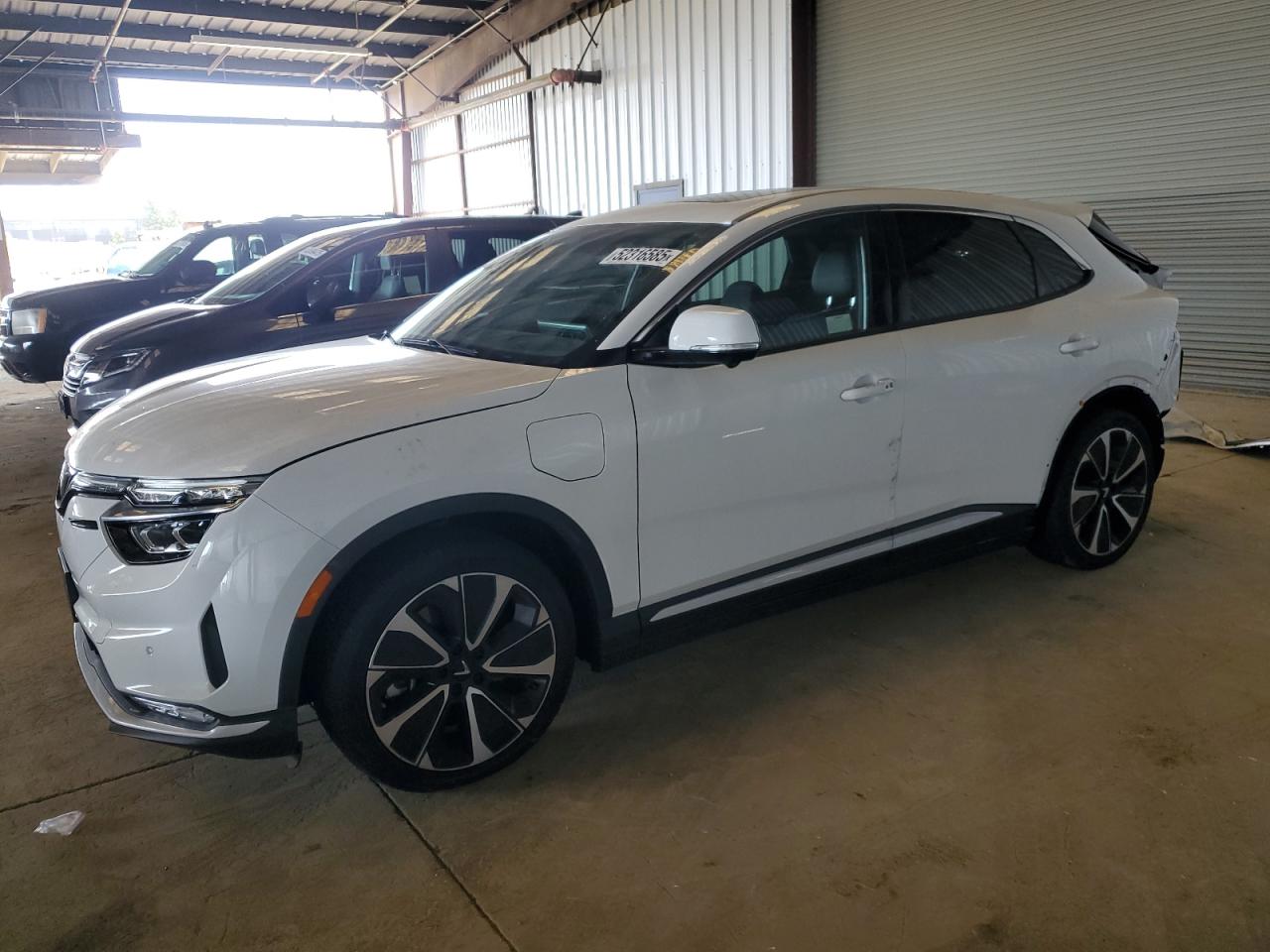 2024 VinFast VF 8 Plus, VIN RLLV1AFA5RH006616 — Rear end