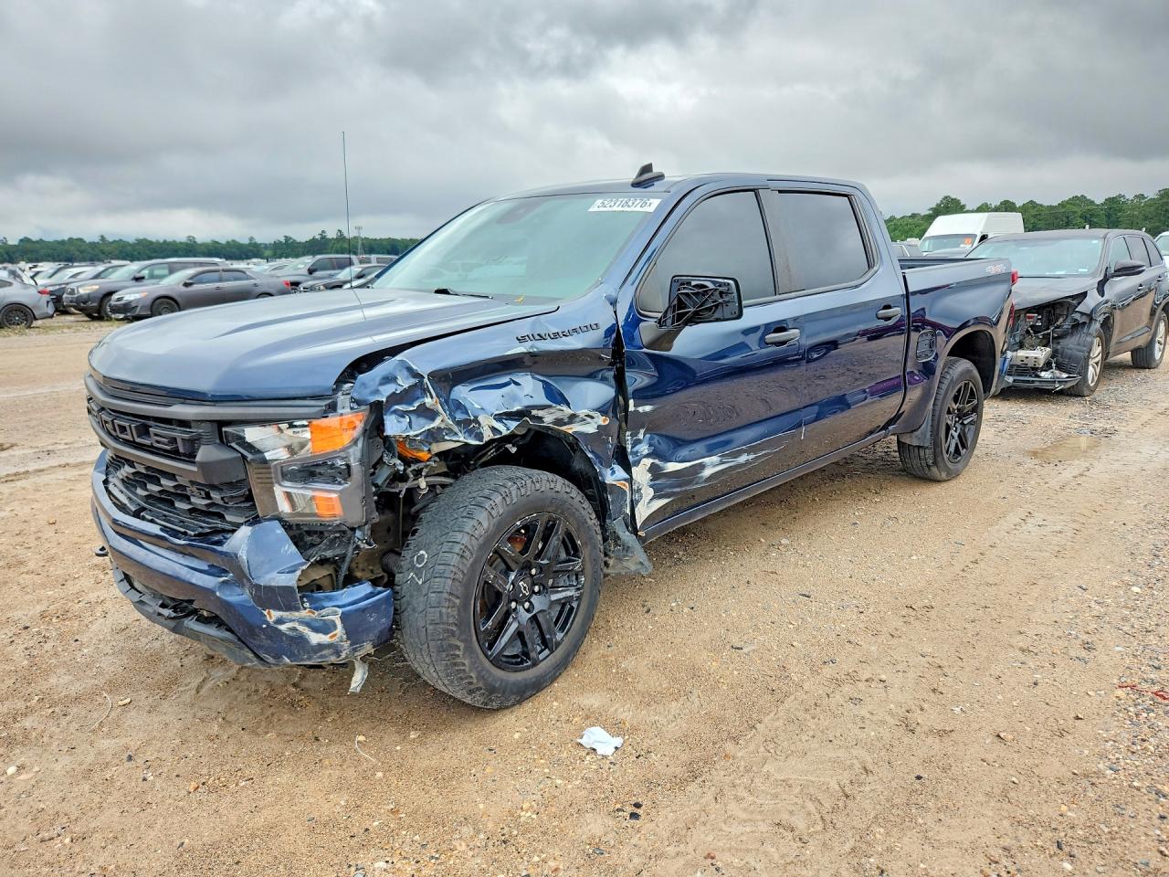 2023 Chevrolet Silverado 1500 Custom, VIN 1GCPDBEK8PZ163476 — Front end