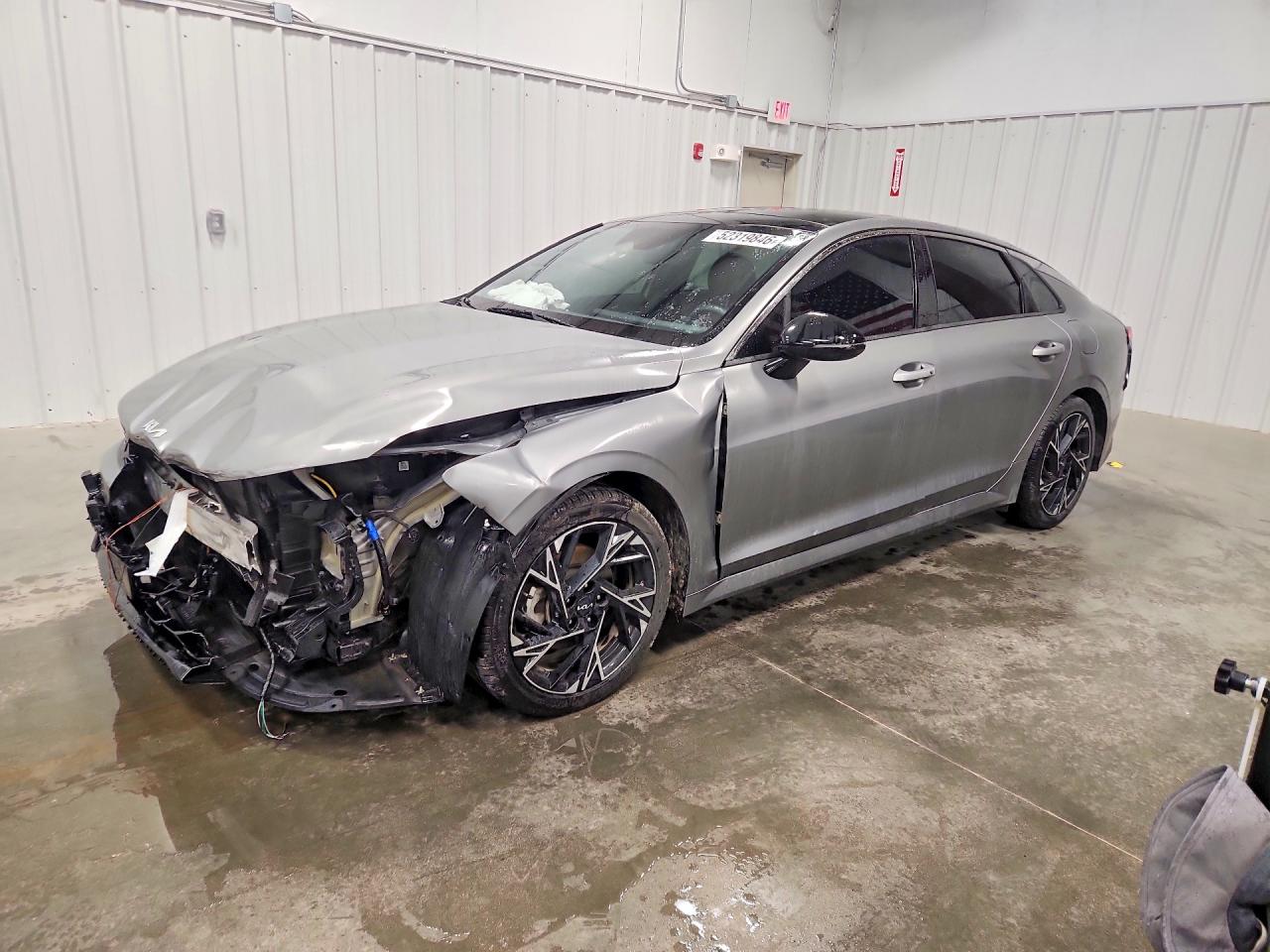 2025 Kia K5 GT-Line, VIN KNAG64J70S5270560 — Front end