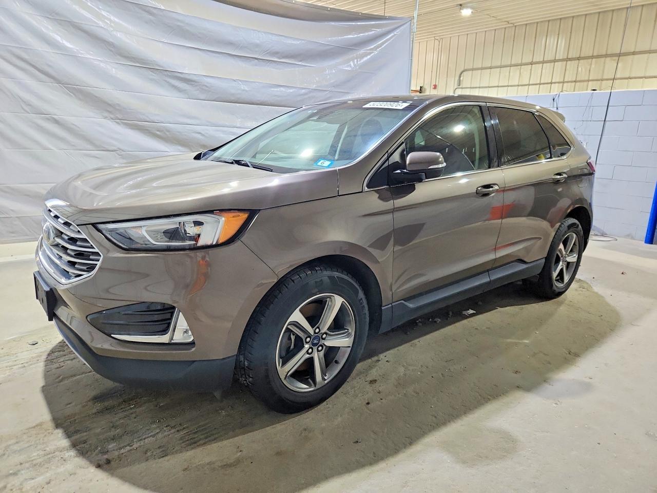 2019 Ford Edge SEL, VIN 2FMPK4J90KBC42233 — Rear end
