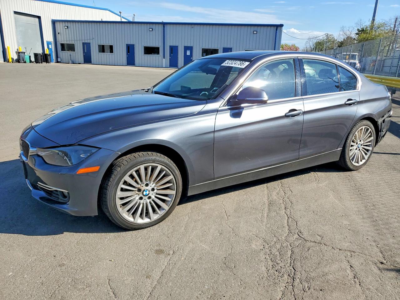 2013 BMW 3 Series 328i xDrive, VIN WBA3B5C52DF594442 — Rear end