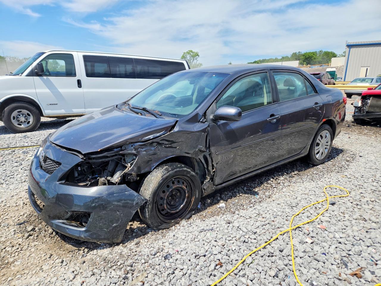 2009 Toyota Corolla LE, VIN JTDBL40E599079676 — Front end
