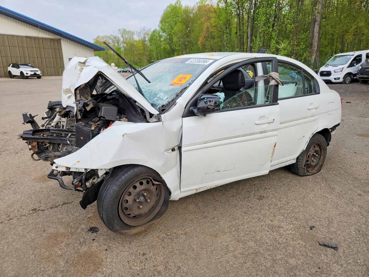 2010 Hyundai Accent GLS, VIN KMHCN4AC8AU484214 — Front end
