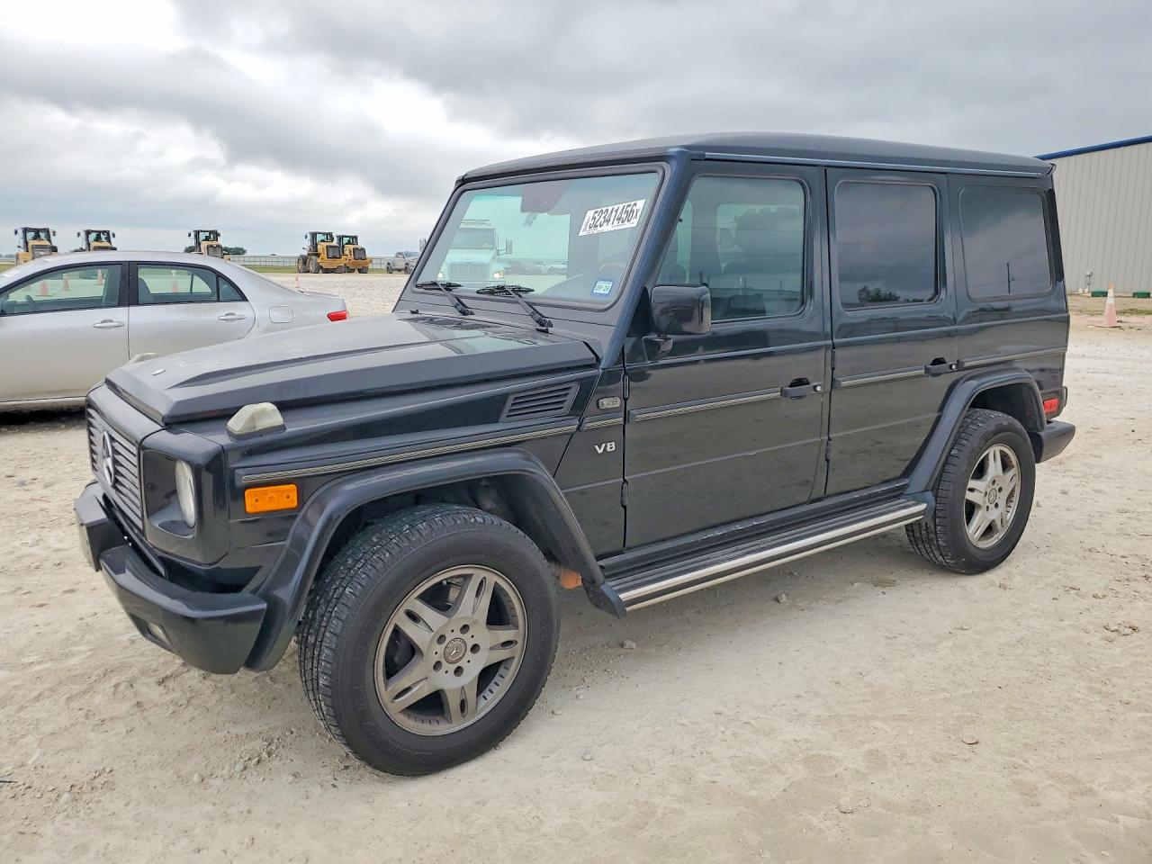 2002 Mercedes-Benz G 500, VIN WDCYR49E82X127808 — Normal wear