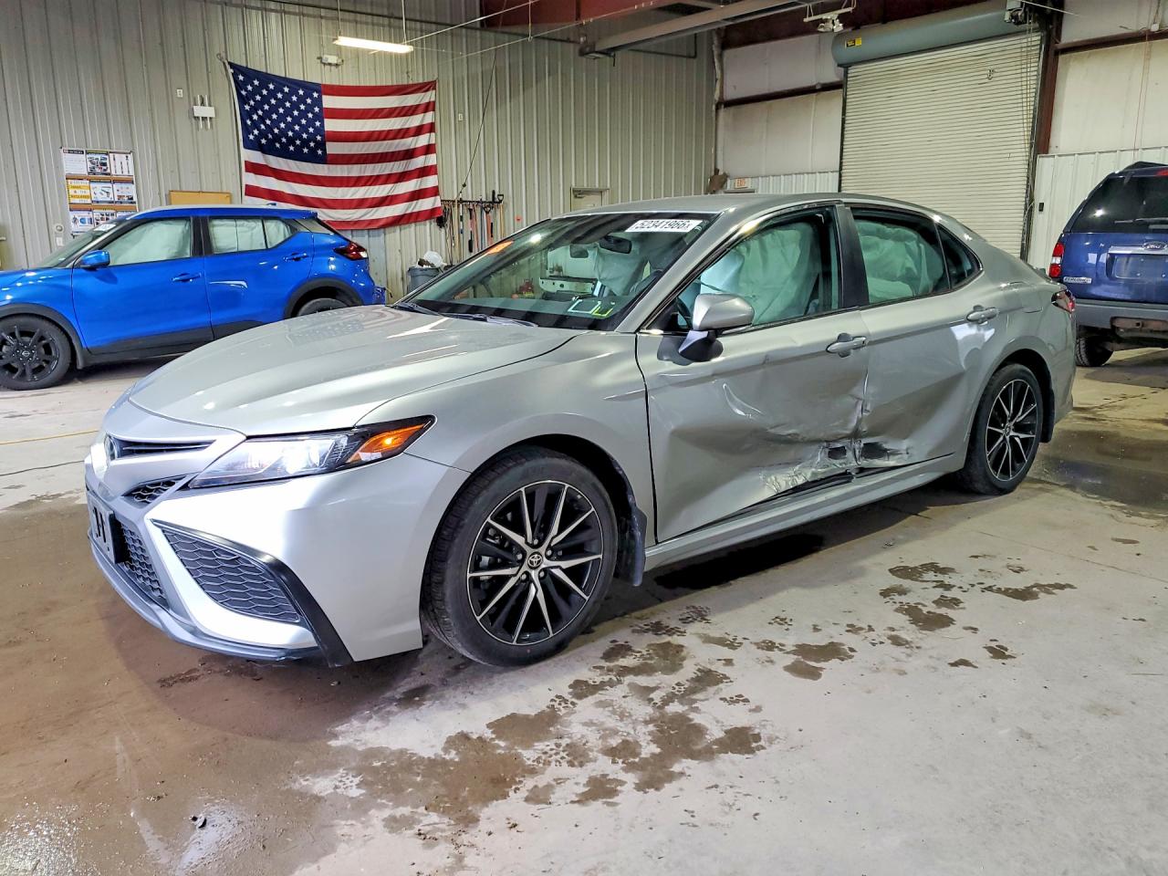 2024 Toyota Camry SE, VIN 4T1G11BKXRU118008 — Side