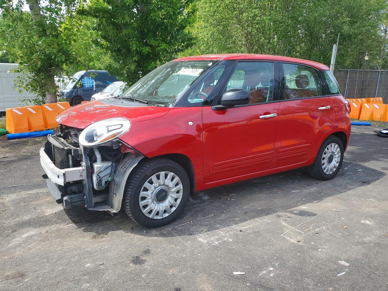 2014 FIAT 500L Pop, VIN ZFBCFAAH2EZ013151 — Front end