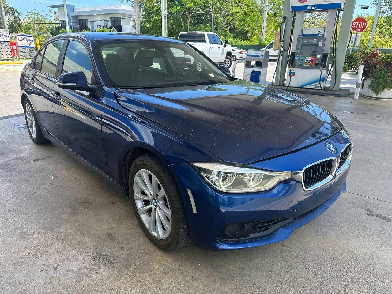 2018 BMW 3 Series 320i, VIN WBA8E1G50JNU91361 — Prior damage history