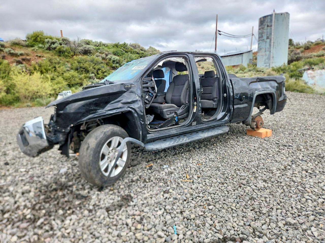 2014 GMC Sierra 1500 SLE, VIN 1GTV2UEH1EZ332599 — Stripped
