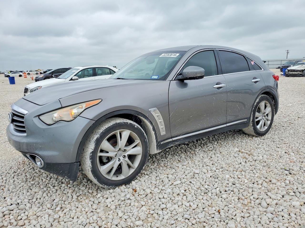 2015 Infiniti QX70, VIN JN8CS1MU4FM380654 — Front end