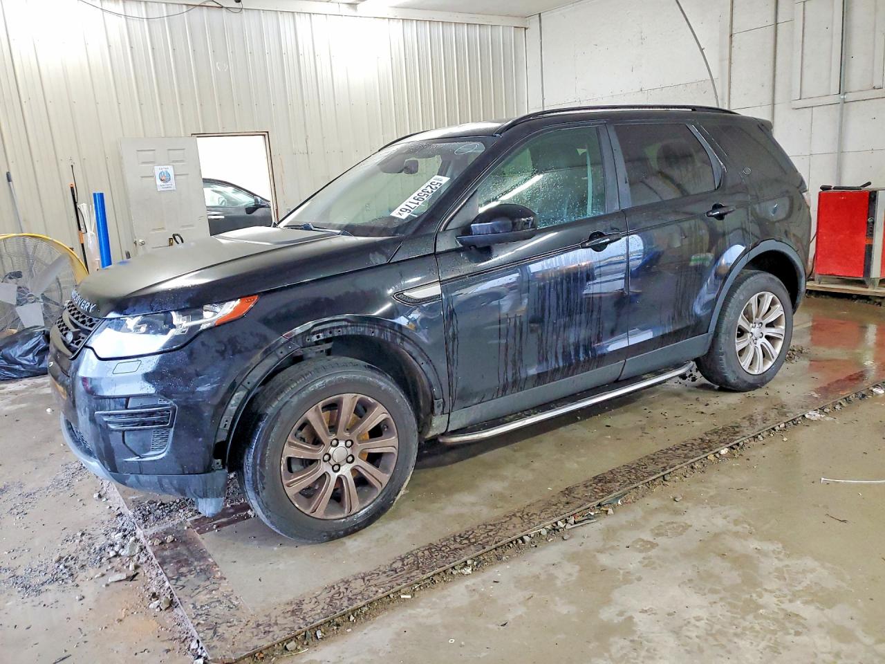 2018 Land Rover Discovery Sport SE, VIN SALCP2RX7JH728480 — Normal wear