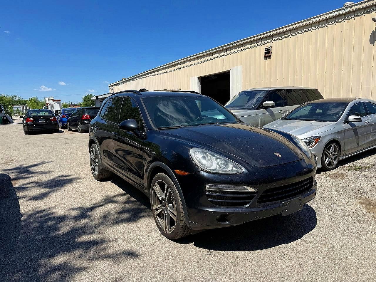 2012 Porsche Cayenne S, VIN WP1AB2A23CLA45610 — Minor dents and scratches