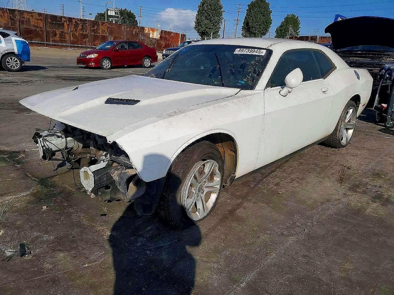 2017 Dodge Challenger SXT, VIN 2C3CDZAG2HH502473 — Front end