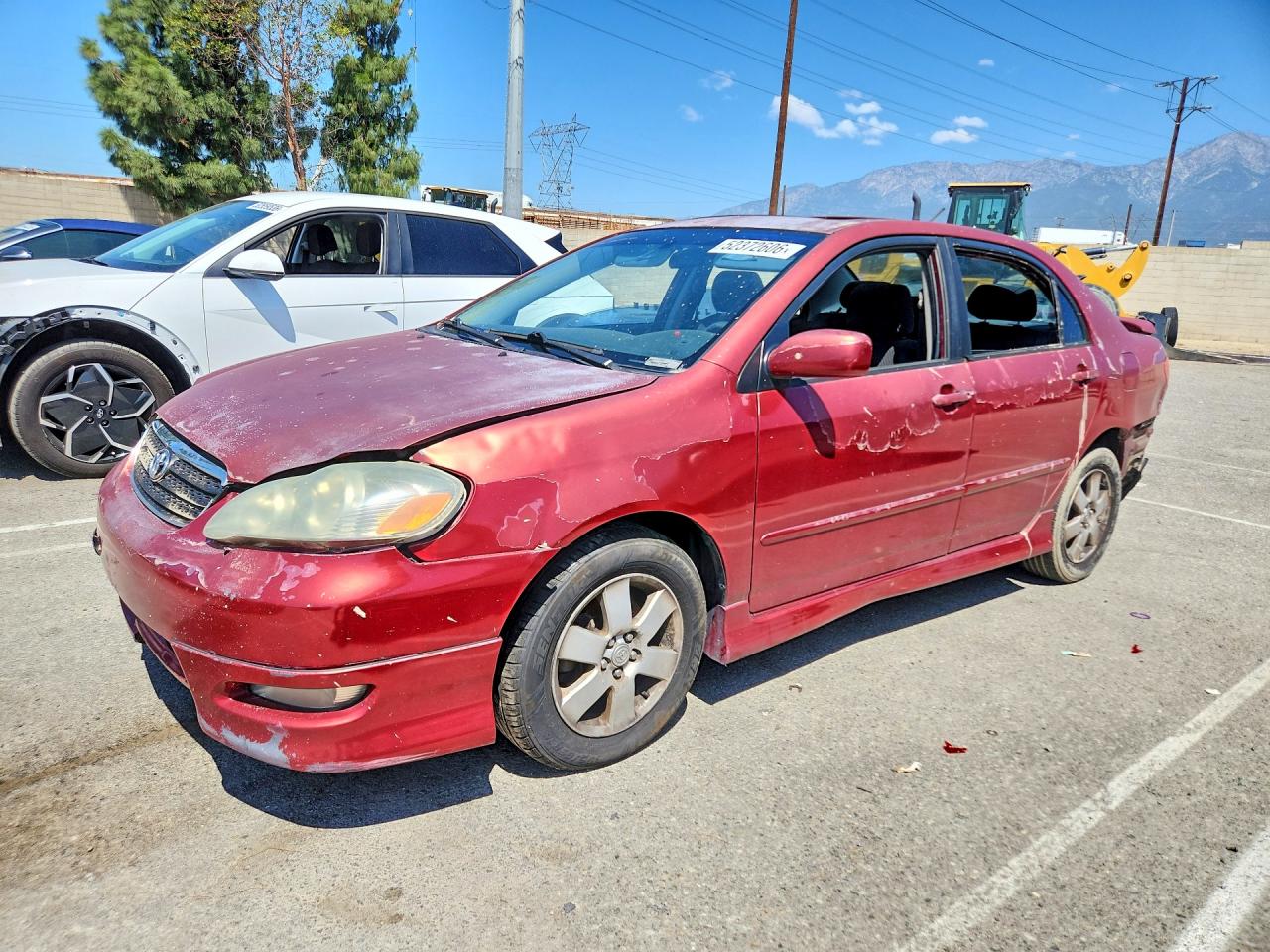 2007 Toyota Corolla CE, VIN 1NXBR32E47Z860135 — Front end