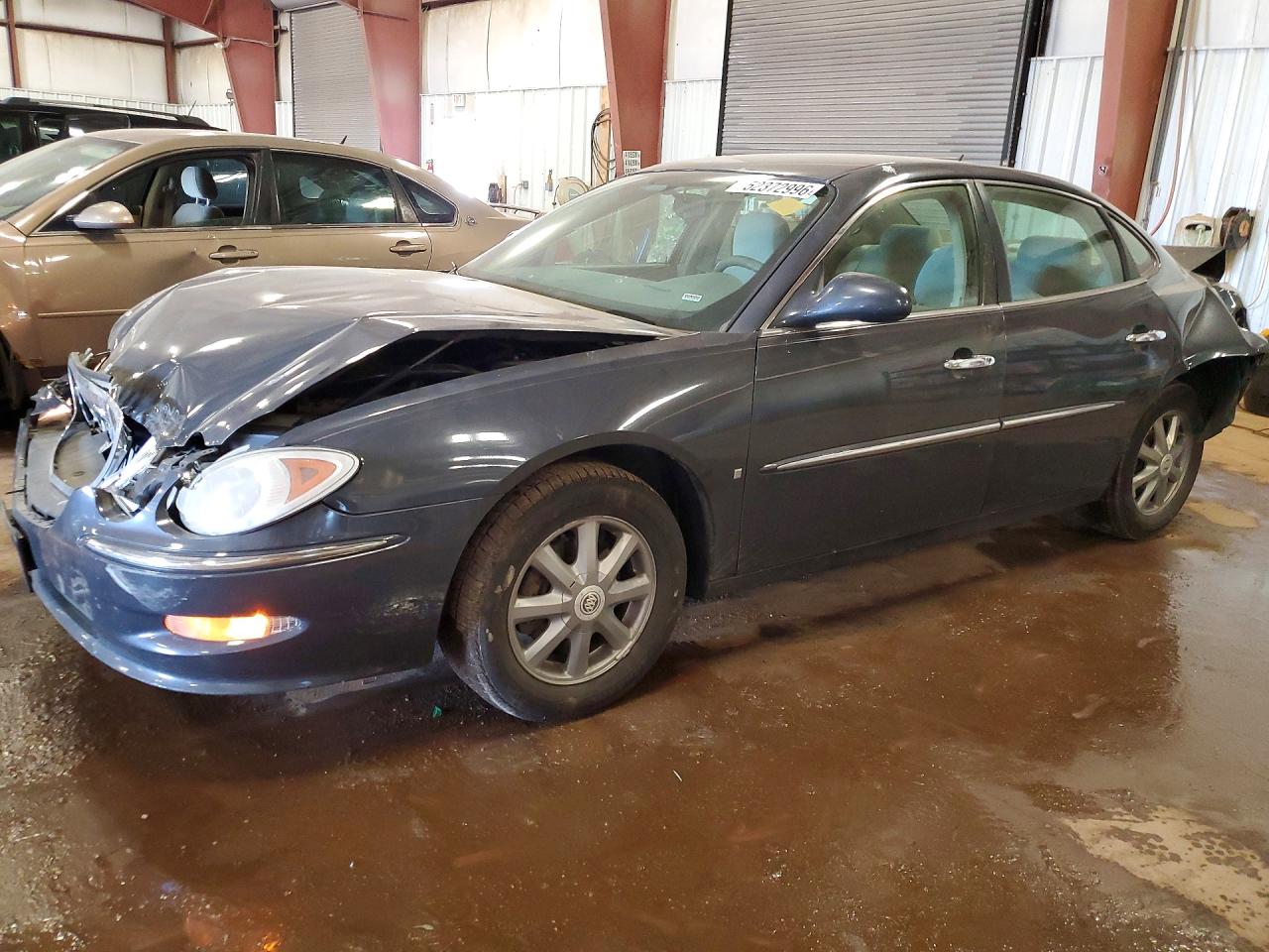 2009 Buick Allure CX, VIN 2G4WF582091120082 — Rear end