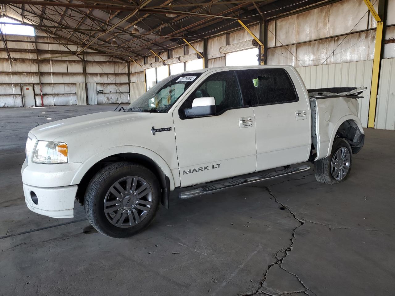 2007 Lincoln Mark LT, VIN 5LTPW16507FJ10203 — Rear end